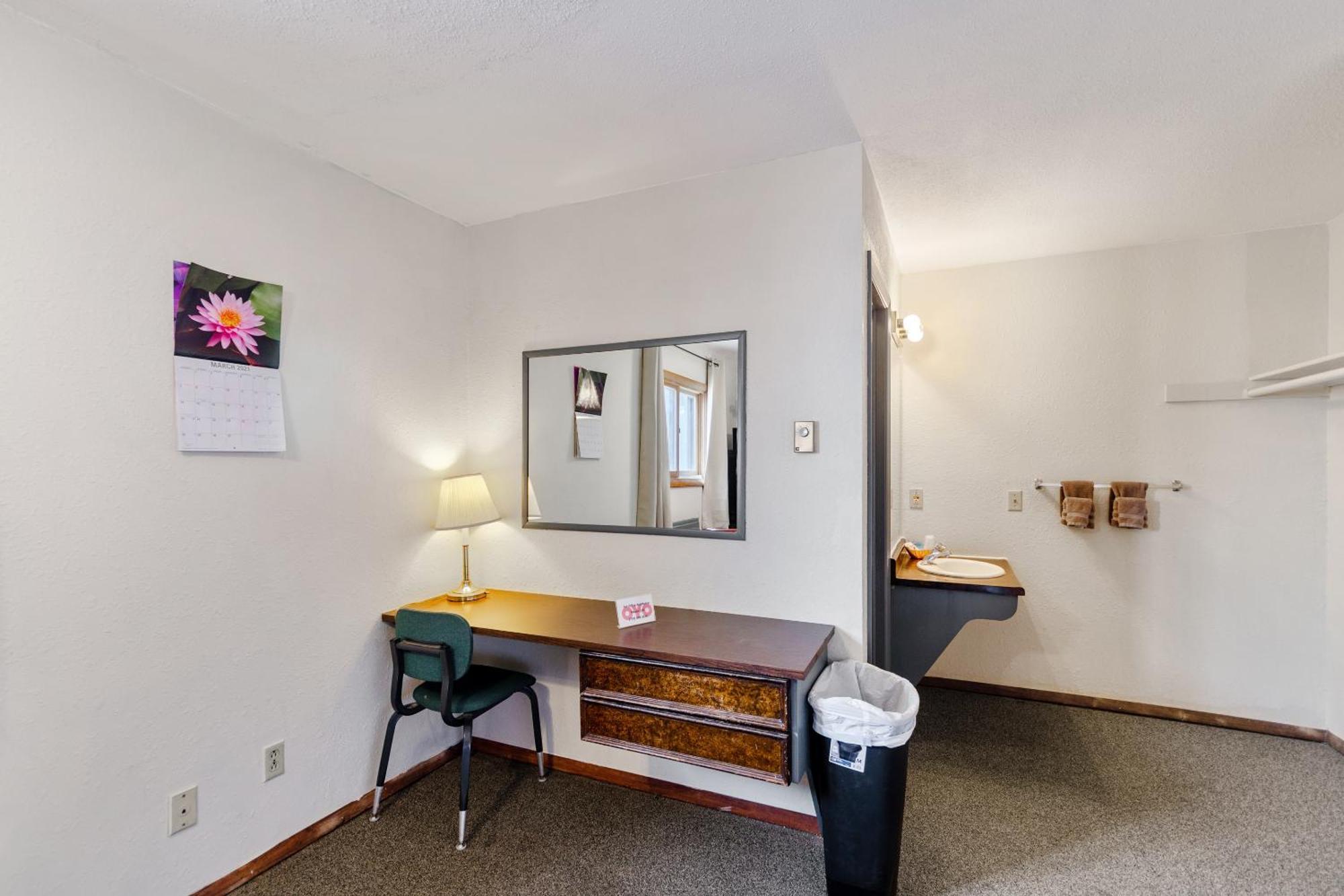 Oyo Hotel Cheyenne Wells - Us 40 المظهر الخارجي الصورة